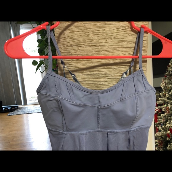 Lululemon top - Picture 3 of 5